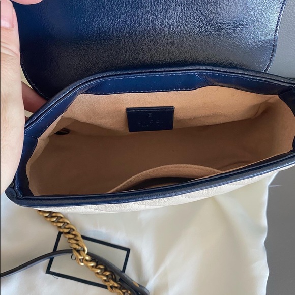 ❌SOLD❌Gucci Marmont Mini Top Handle - Picture 7 of 9